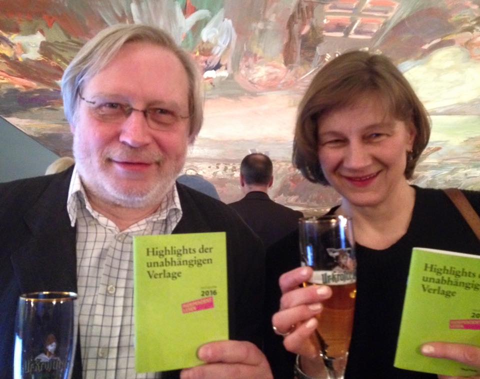 Ulrich Faure van Buchmarkt met Katrin Lange van het Literaturhaus München
