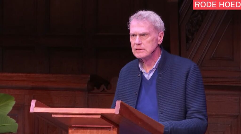 Tzum | Recensie: Adriaan van Dis - De kolonie mept terug - Tzum